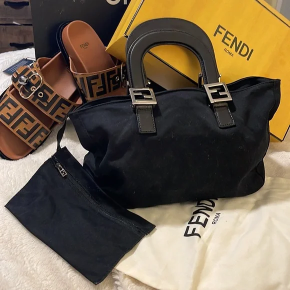 💐FENDI BLACK SATCHEL WITH LEATHER HANDLES AND LEASH POUCH - Picture 8 of 11